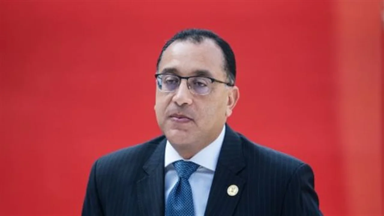 206 آلاف شكوى مسجلة في مايو.. تقرير جديد لمجلس الوزراء